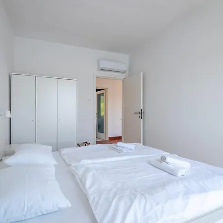 Zaton Holiday home